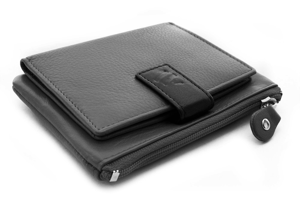 Čierna malá dámska kožená peňaženka so zápinkou 511-8205-31/60