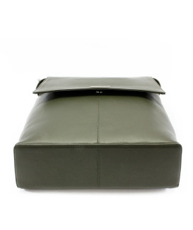 Tmavozelený mestský kožený batoh 311-1660-57